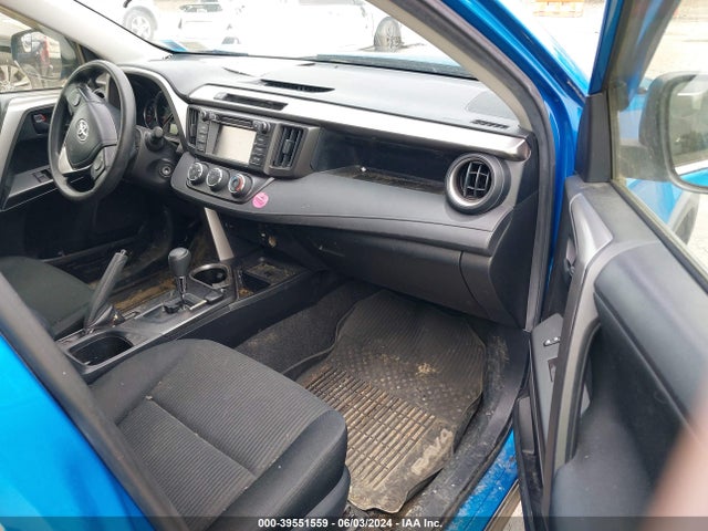 Toyota RAV4 LE 2016 JTMBFREV4GD180179 Image 5