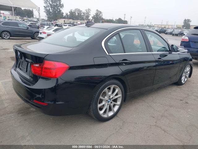 BMW 320i 2015 WBA3B1C51FK139357 Image 4