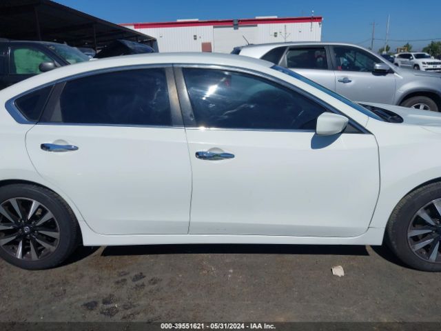 1N4AL3AP9JC174745 Nissan Altima 2.5 Sv