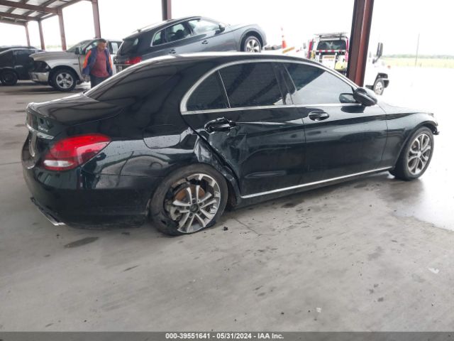 55SWF4JB9GU098813 Mercedes-Benz C 300 Luxury/sport