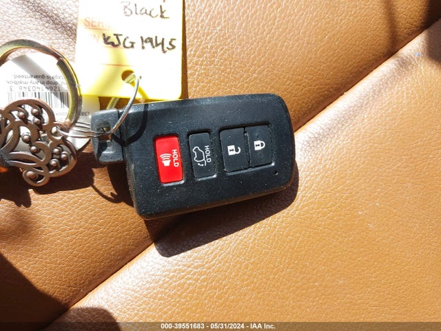 Toyota Rav4 Limited 2018 2T3DFREVXJW737048 Image 11
