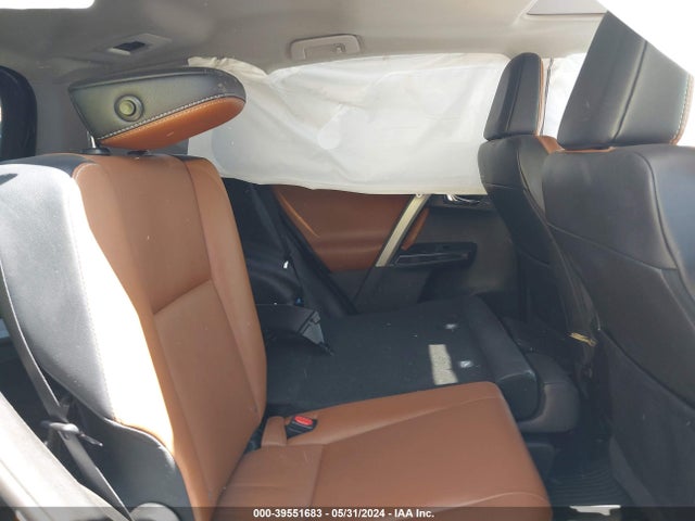 Toyota Rav4 Limited 2018 2T3DFREVXJW737048 Image 8