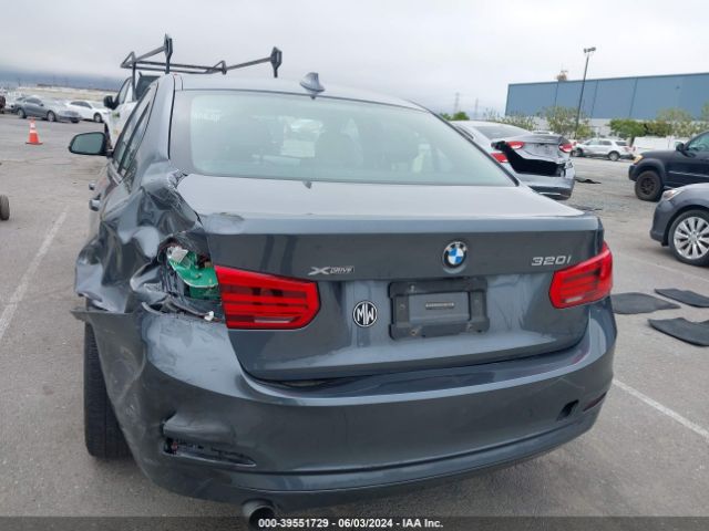 WBA8E5G55JNU47864 BMW 320i Xdrive