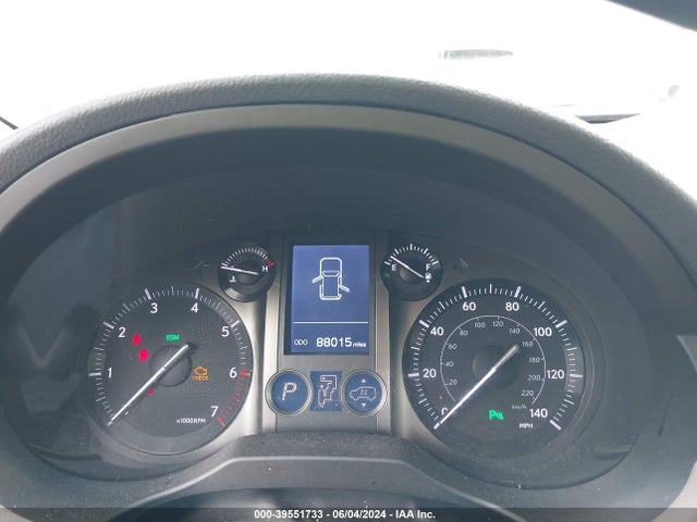 JTJJM7FXXF5102341 Lexus 460 Luxury