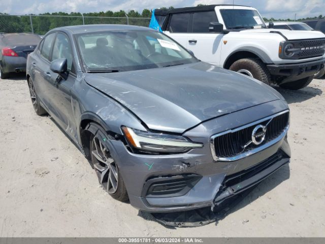 7JRA22TKXLG063952 Volvo S60 T6 Momentum