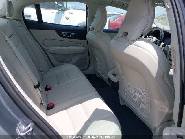 7JRA22TKXLG063952 Volvo S60 T6 Momentum