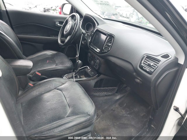 3C4NJCCB5LT150596 Jeep Compass Limited Fwd