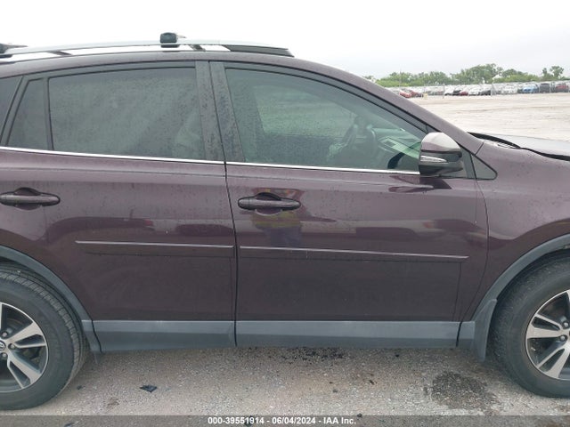 Toyota Rav4 Xle 2017 2T3WFREV4HW356718 Image 13