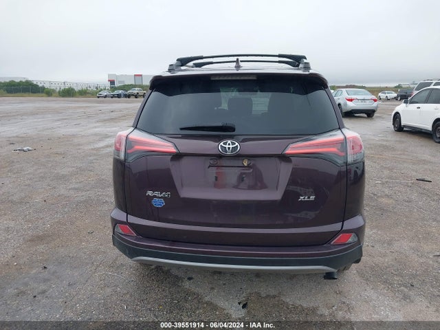 Toyota Rav4 Xle 2017 2T3WFREV4HW356718 Image 16