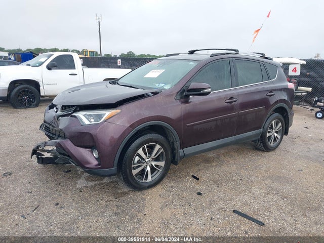 Toyota Rav4 Xle 2017 2T3WFREV4HW356718 Image 2