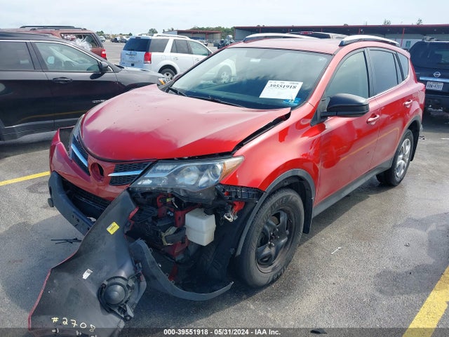 Toyota RAV4 LE 2015 JTMBFREV2FJ014730 Image 2