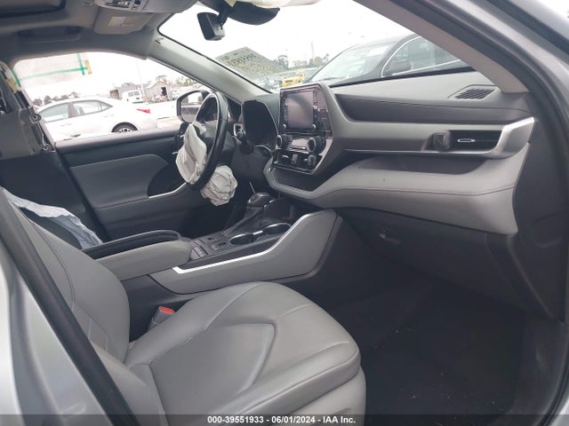 Toyota Highlander Xle 2020 5TDGZRBH7LS046812 Image 5