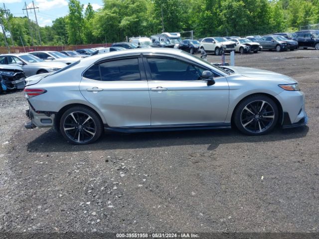 4T1B61HK5JU520672 Toyota CAMRY XSE