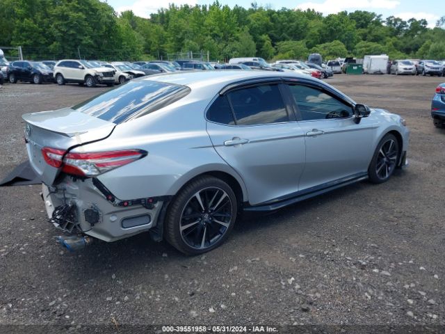 4T1B61HK5JU520672 Toyota CAMRY XSE
