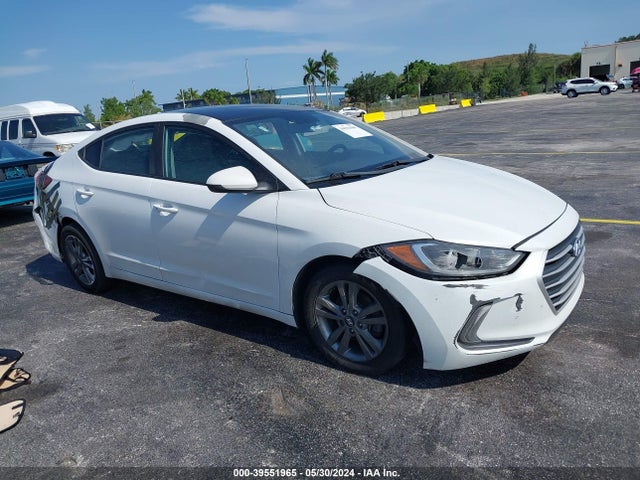 2017 5NPD84LF1HH058571 main image