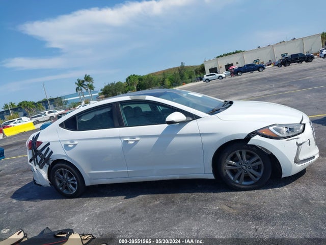Hyundai ELANTRA SE 2017 5NPD84LF1HH058571 Image 13