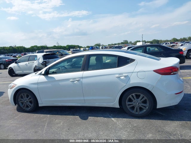 Hyundai ELANTRA SE 2017 5NPD84LF1HH058571 Image 14