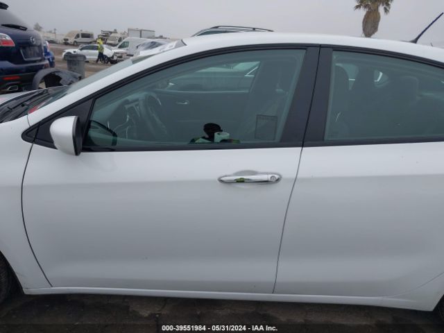 1C3CDFFA8GD820967 Dodge Dart Sxt Sport