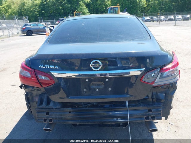 Nissan Altima 2.5 S 2018 1N4AL3APXJC162023 Image 17