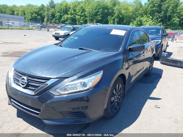 Nissan Altima 2.5 S 2018 1N4AL3APXJC162023 Image 2
