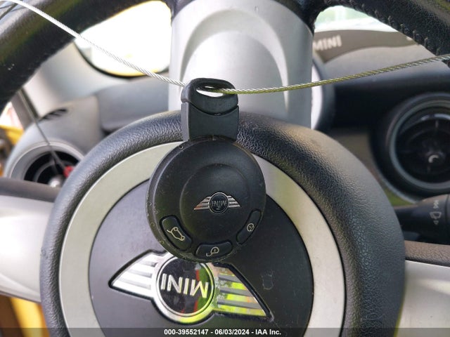 2007 MINI COOPER S WMWMF73597TL83331 Photo 10