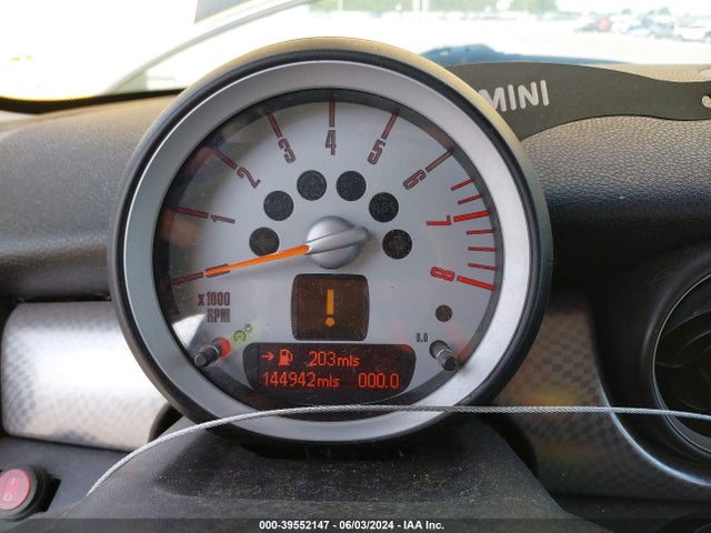 2007 MINI COOPER S WMWMF73597TL83331 Photo 6