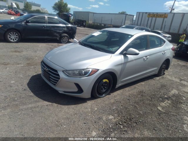 5NPD74LF2HH135533 Hyundai ELANTRA SE