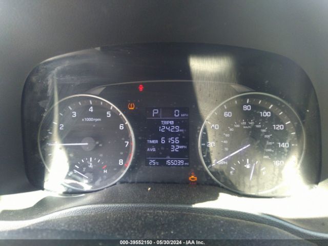 5NPD74LF2HH135533 Hyundai ELANTRA SE