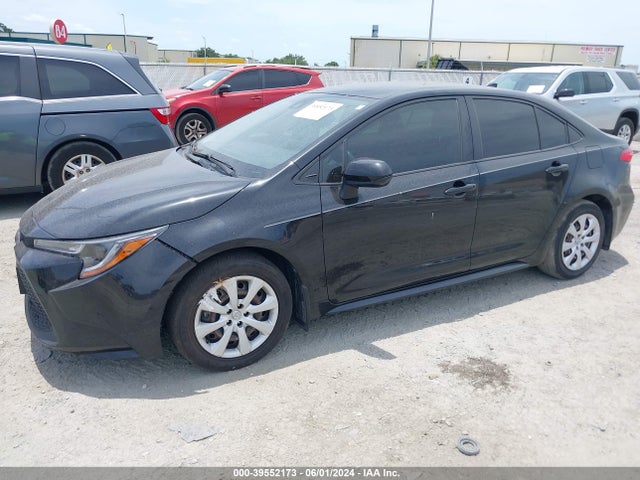 Toyota COROLLA LE 2022 JTDEPMAE9NJ190613 Image 2