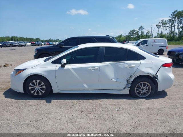 Toyota Corolla Hybrid Le 2022 JTDEAMDE3NJ041076 Image 14