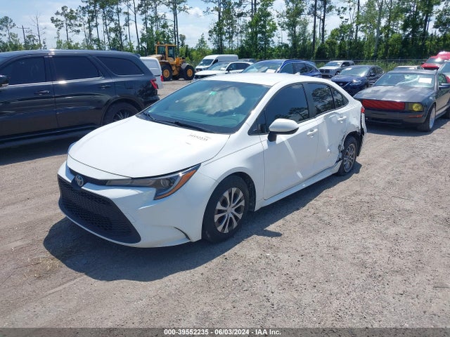 Toyota Corolla Hybrid Le 2022 JTDEAMDE3NJ041076 Image 2