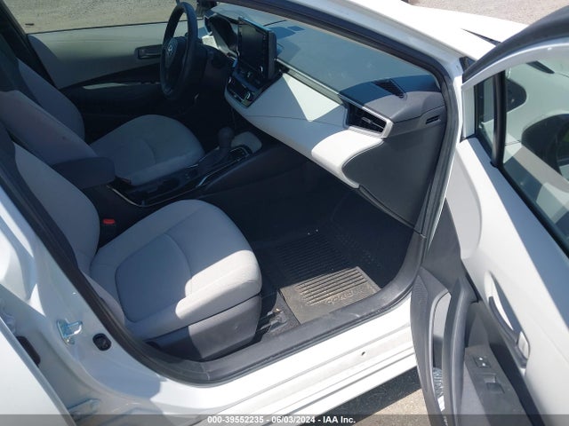 Toyota Corolla Hybrid Le 2022 JTDEAMDE3NJ041076 Image 5