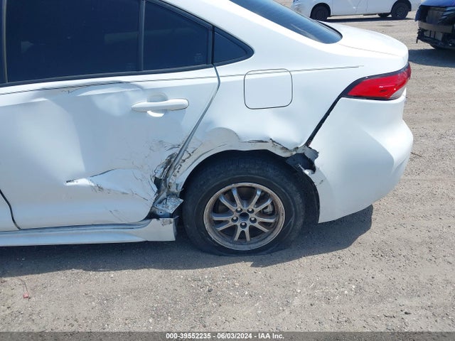 Toyota Corolla Hybrid Le 2022 JTDEAMDE3NJ041076 Image 6