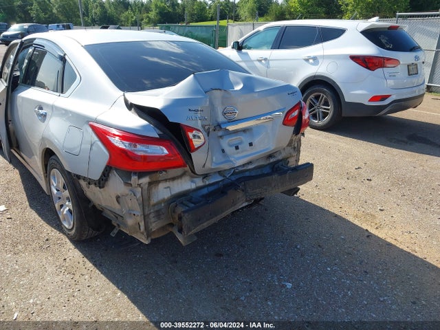 Nissan Altima 2.5 S 2017 1N4AL3AP7HN342669 Image 14
