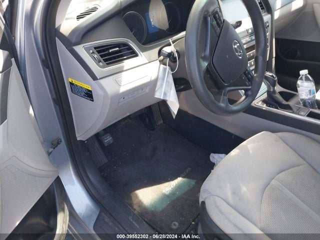 Hyundai SONATA SE 2016 5NPE24AFXGH278766 Image 12