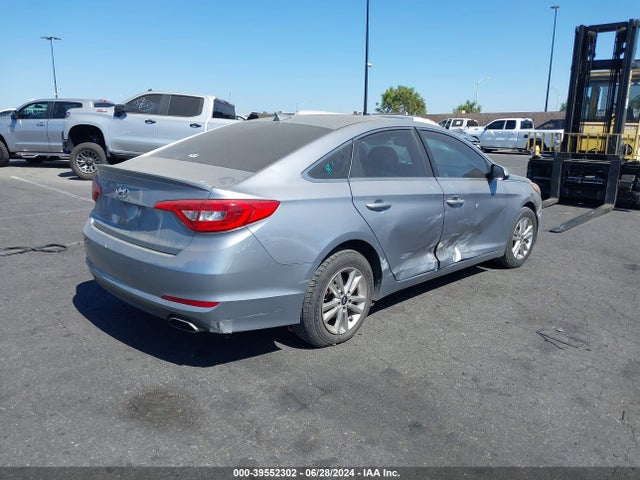 Hyundai SONATA SE 2016 5NPE24AFXGH278766 Image 4