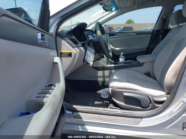 Hyundai SONATA SE 2016 5NPE24AFXGH278766 Image 5