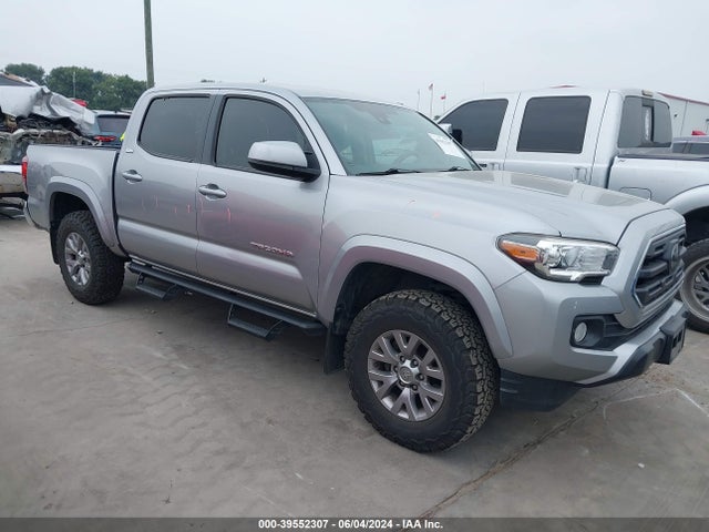 Toyota Tacoma Sr5 V6 2018 5TFAZ5CNXJX063520 main image