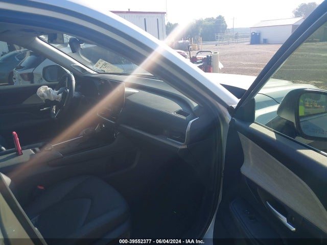 Toyota Grand Highlander Platinum 2024 5TDAAAB5XRS029760 Image 5