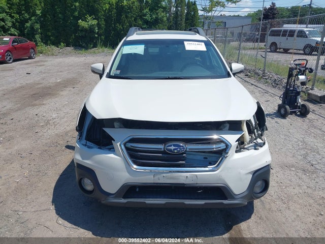 Subaru Outback 2.5i Limited 2018 4S4BSAKC7J3297649 Image 12