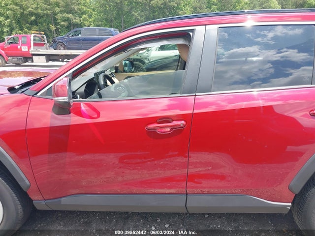 Toyota RAV4 LE 2020 JTMK1RFV0LD055526 Image 14