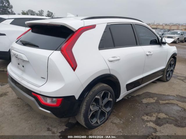 KNDCR3LE7P5043548 KIA Niro Ex Touring