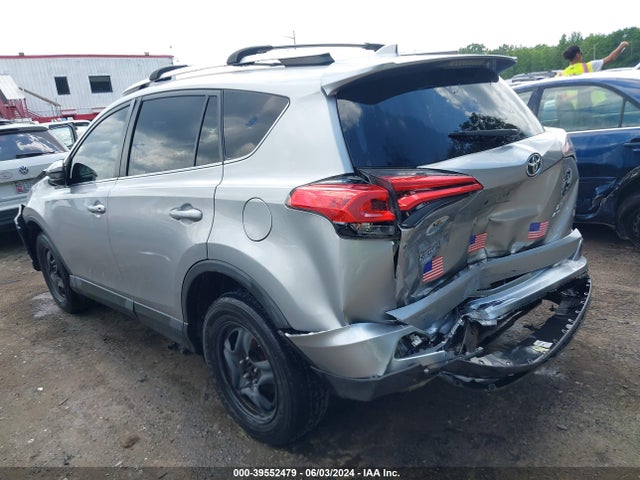Toyota RAV4 LE 2016 2T3BFREV6GW447972 Image 3