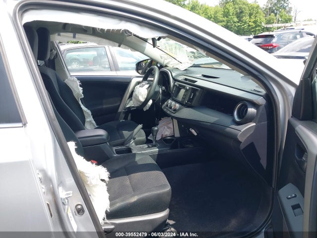 Toyota RAV4 LE 2016 2T3BFREV6GW447972 Image 5