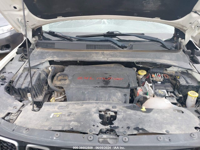3C4NJCAB7JT326886 Jeep Compass Sport Fwd