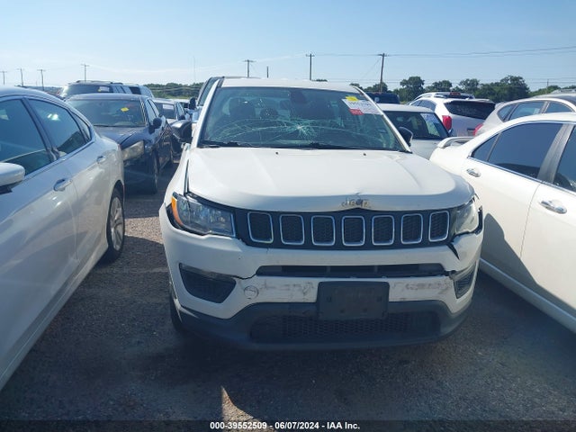 3C4NJCAB7JT326886 Jeep Compass Sport Fwd