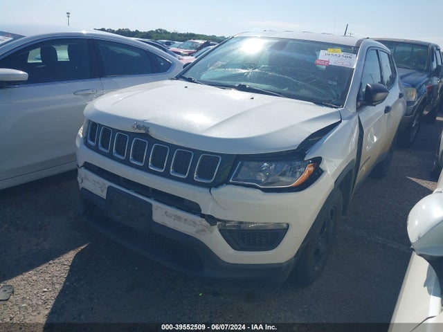 3C4NJCAB7JT326886 Jeep Compass Sport Fwd