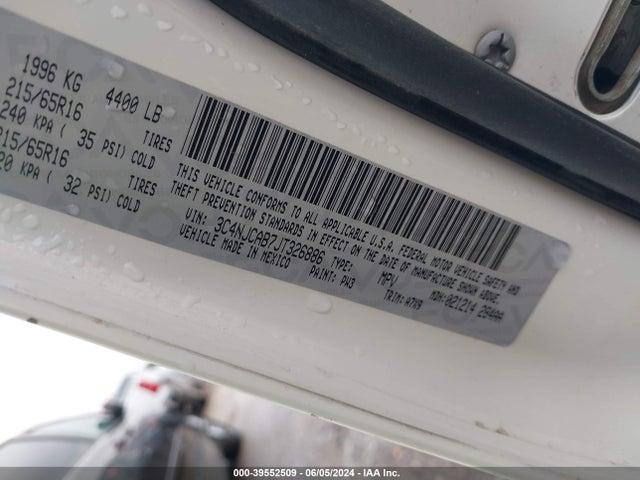 3C4NJCAB7JT326886 Jeep Compass Sport Fwd