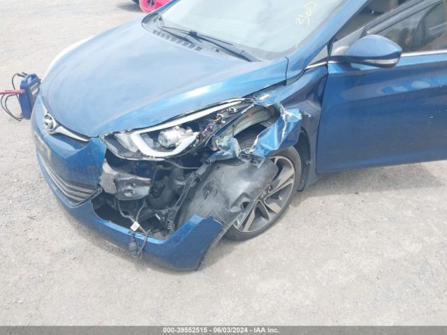 KMHDH4AE8FU425197 Hyundai Elantra Limited