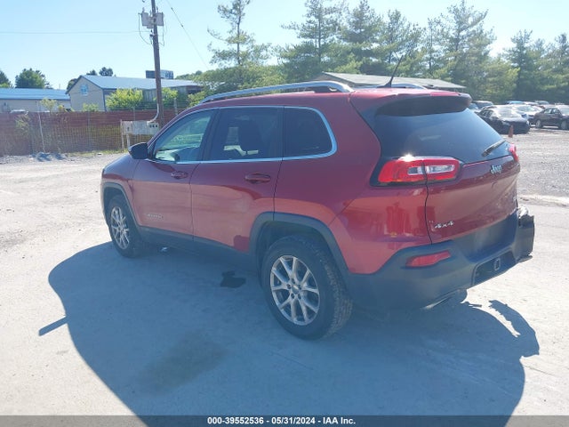 1C4PJMCS9HW590935 Jeep Cherokee Latitude 4x4